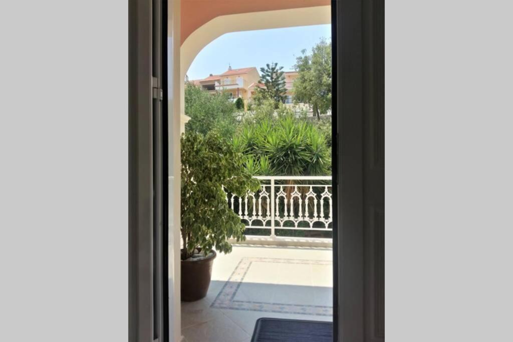 Sea And Mountains View Apartment Argostolion Dış mekan fotoğraf